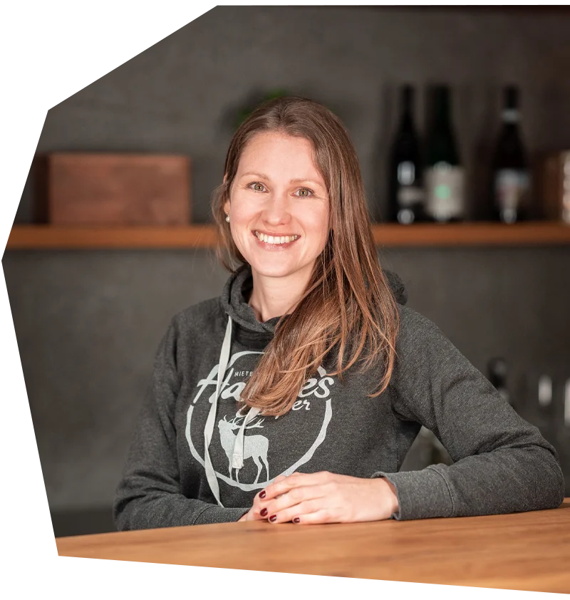 Carola aus dem Hannes Camper Team