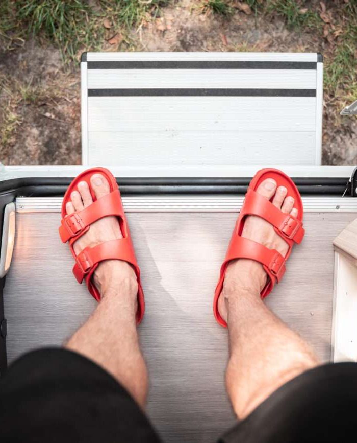 ostsee-ulraub-wohnmobil-mieten-magdeburg-sandalen Wohnmobil mieten Magdeburg: mit dem Camper an die Ostsee
